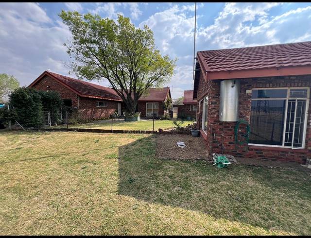 4 BEDROOM HOUSE FOR SALE IN WONDERWATER